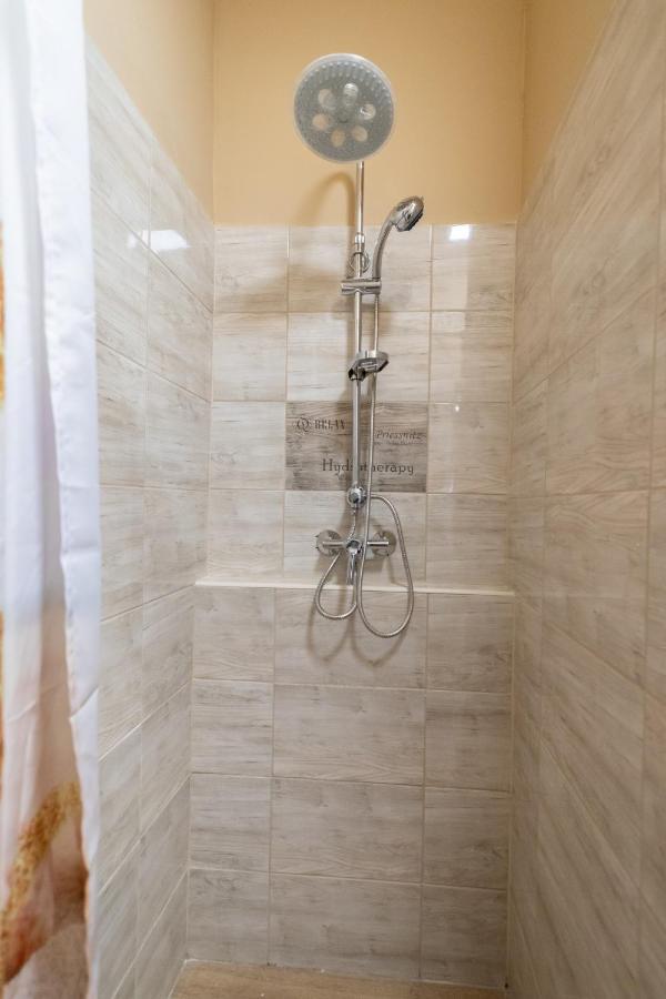 Ivanhoe Apartman Apartment Nyírbátor Bagian luar foto