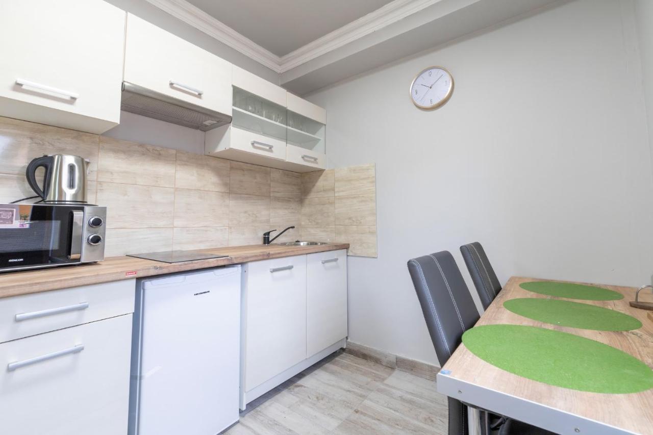 Ivanhoe Apartman Apartment Nyírbátor Bagian luar foto